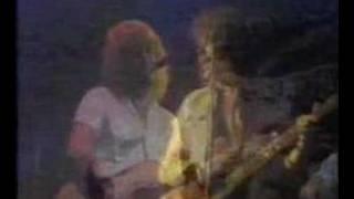 Status Quo-Living On An Island