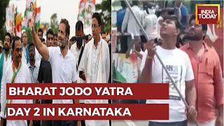 Rahul Gandhi Resumes Bharat Jodo Yatra; Congress Workers Dons 'PayCM T-Shirt | WATCH