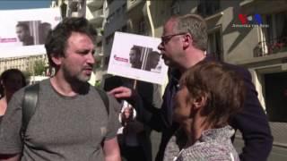 Gazeteciler Türkiye’yi Paris’te Protesto Etti