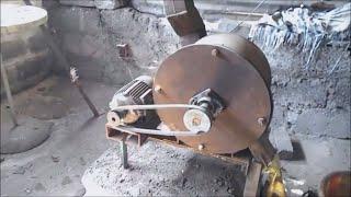 Homemade hammer mill/Low-cost hammer mill/Hammer mill/Crusher mill /homemade crusher mill.