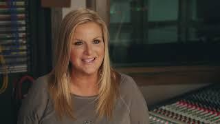 Trisha Yearwood - "When Lonely Calls" (CutxCut Series)