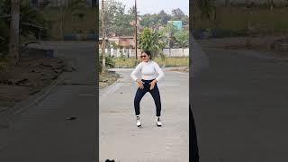 #bollywood #hindisong #dance #dancecover #dancer #music #song #movie #viralvideo too cheez badi hain