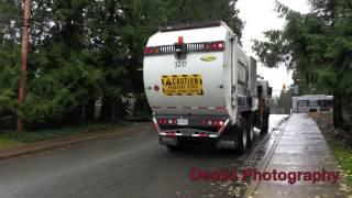 Pete 320 Labrie Expert 2000 Helping Hand Manual/Automated Side Loading Garbage Truck In Action