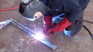 Single Phase MIG Welder - New Arc model RM 1400 Weld Test