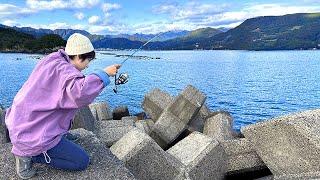 テトラで穴釣りしたら、まさかの40cmオーバー釣れた！