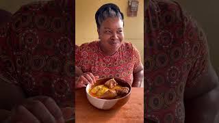 Jamaican experiencing Ghana  #fufu #food #ghana #accra #ghanafufu #jamaican #jamaica #ghanafood