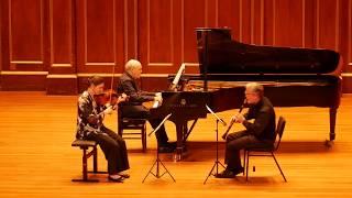 Mozart Trio K498 - Victor Rosenbaum; Kim Kashkashian; William Hudgins