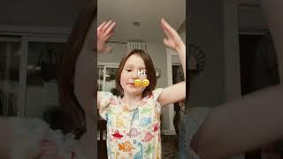 hi, I stole my sister‘s phone ￼