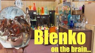 Blenko haul, Murano glass and unusual brain related items at Pickers Paradise in Niles, MI 5k Tour!