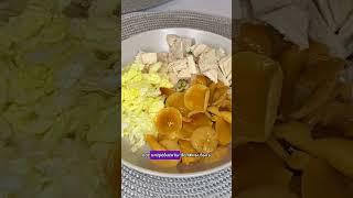 Салат из пекинской капусты с курицей и грибами