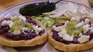 Sopes de Frijoles