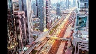 Shaik Zayed Road : Driving in Dubai