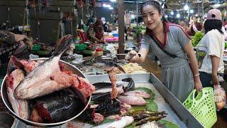 Market show: '' Head of snakehead fish '' Buy fish head for cooking - Cooking with Sreypov