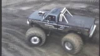 The BIGFOOT Monster Truck on 3-2-1 Contact!