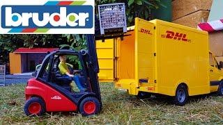 BRUDER RC toys - DHL and forklift at the construction site!