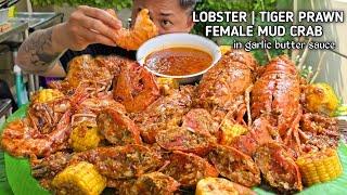 LOBSTER, GIANT TIGER PRAWN, & FEMALE MUD CRAB IN GARLIC BUTTER SAUCE | SEAFOOD MUKBANG