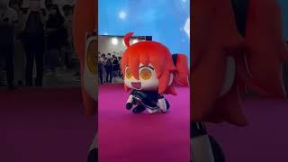 Gudako stands up