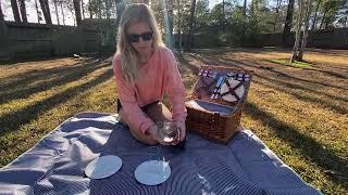 Review of Picnic Basket for 4 with Large Insulated Cooler Compartment Willow Hamper Set Cutlery