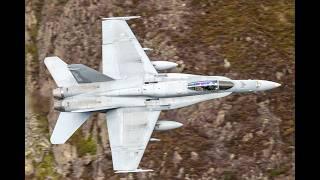 Finnish F/A 18 Hornets flying Low level through the Lake District 4K