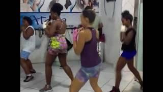 Academia de boxe à bruxa professor Anderson cruz