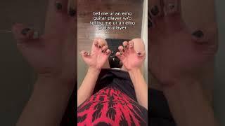 iykyk#paintednails #emoguitarist #breakdowns #djentriffs #bilmuri