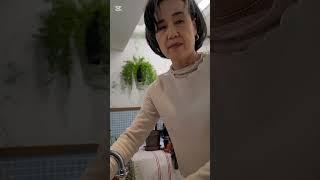 혜화동 뒷길을 걷다 잠시 쉬어가도 좋은 곳# 시니어 패션#중년패년#데일리룩#데님반바지 #버뮤다팬츠#데님룩#봄패션#오늘외출룩