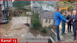 Ermənistanda evlər SEL SUYUNUN ALTINDA QALDI, ölənlər var: Paşinyan hadisə yerində