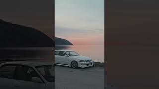 Я будто под вечер, вечный движ, ты тут догорай