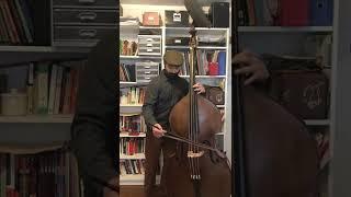 Matt Weiner plays Slam Stewart's arco bass solo on I Got Rhythm