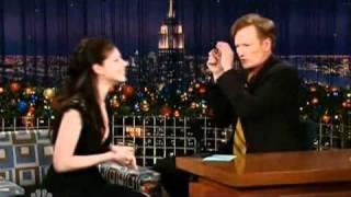 Michelle Trachtenberg about her Guest Appearance on House @ Conan O'Brien 22/12/2006