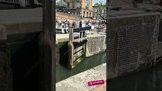 Camden Lock Regent’s canal #camdentown #travel #canal #narrowboats #londonvideo #england #london