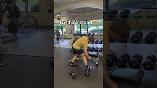 This hack made my Bulgarian split squat so much easier!!! #gym #gymbro #legday ￼