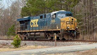Light Gevo Rolls North on The Portsmouth Subdivision