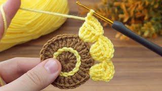 I made a very easy Tunisian crochet flower with leaf motif. #crochet #knitting