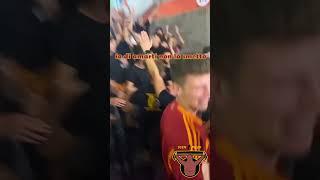 Giallorossa con la lupa sopra al petto | Coro ultras A.S. Roma ️ | Curva Sud Roma🟠 #shorts