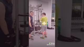 【87man】与朋友做GYM趣事，笑歪！！！ (∩_∩)