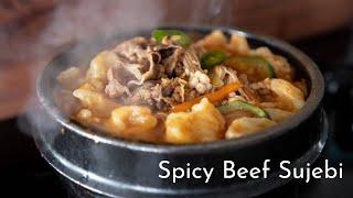 EASY ONE POT KOREAN RECIPE | SPICY BEEF HAND-TORN NOODLE SOUP | SUJEBI [쉽고 간단한 소고기 얼큰 수제비]