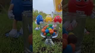 Is This The Most Addictive Chocolate Ever? #mnm #youtubeshorts #satisfying