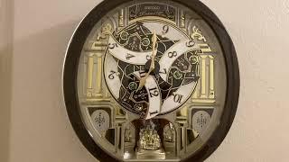 Seiko Melodies in Motion Wall Clock, Golden Chandelier Review