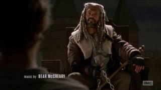 The Walking Dead - Carol meets King Ezekiel & Shiva the tiger.