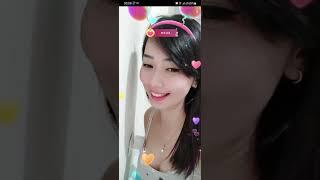 Vania Clarissa, ada yang mau di Cium sama Vania | Bigo Live