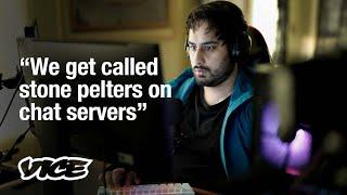 How Gamers In Kashmir Compete Without Internet