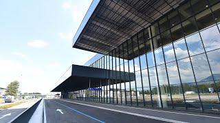 Opening of the new passenger terminal at Ljubljana Airport / Otvoritev novega potniškega terminala