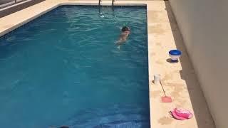 Super swimming rubiroo