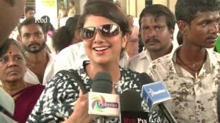 Tamil Nadu Election 2016- Director Parthiban, Ramba, Srikanth and Chinmayi Casting Vote