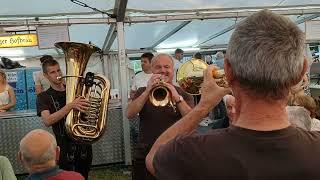 Kleiner Harmonikaspieler-Rucksackmusikanten-Wittershausen-24.08.24