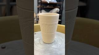 Making a ceramic tumber at the pottery studio #artistsofyoutube #clay #ceramics