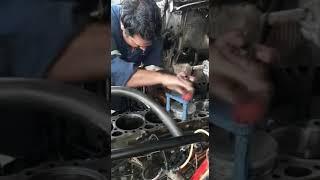 Instalación de unidades de fuerza motor Detroit Ddec 5 .Puerto montt . HP DIÉSEL #century  #detroit