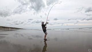 Surfcasting Muriwai solo Part 1 - a slow but fun start to 12hrs flicking baits off Muriwai