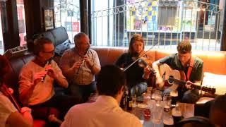 Ennis Knox Pub Irish Trad session juhannusaattona 2018